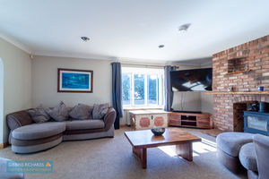 Sitting Room- click for photo gallery